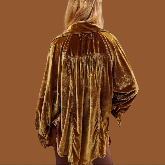 We the Free Night Skies Velvet Shirt - Golden Brown (PTP 27”) - Picture 3 of 10